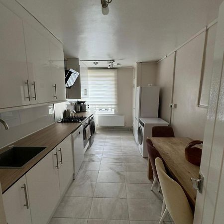 Flat, Apartment In Haggerston N1, Central لندن المظهر الخارجي الصورة