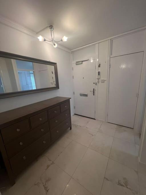 Flat, Apartment In Haggerston N1, Central لندن المظهر الخارجي الصورة